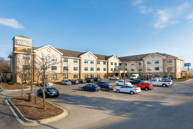 Furnished Studio - Romulus in Romulus, MI - Foto de edificio - Building Photo