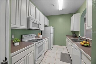 7123 Yacht Basin Ave in Orlando, FL - Building Photo - Building Photo
