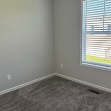 100 Sycamore Loop in Campbellsville, KY - Building Photo - Building Photo