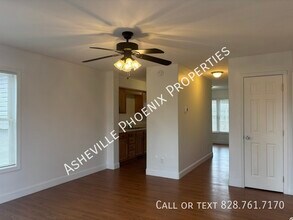 9 Spruce Shade Ct in Asheville, NC - Building Photo - Building Photo