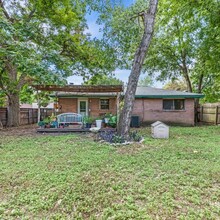 1904 Ford St in Austin, TX - Building Photo - Building Photo