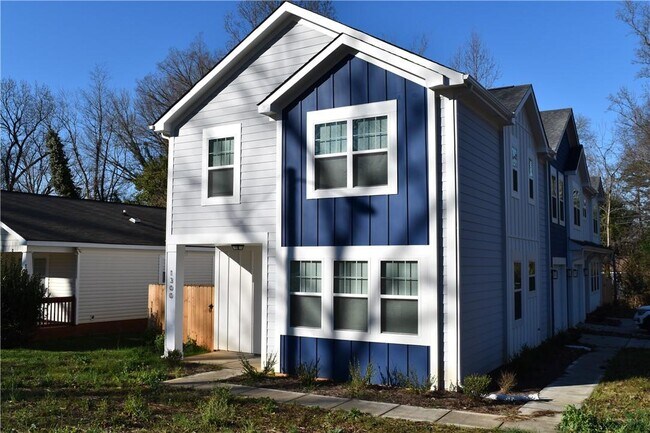 1300 Norris Ave in Charlotte, NC - Building Photo - Building Photo