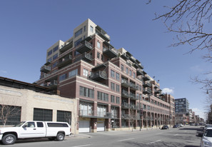 Palace Lofts in Denver, CO - Building Photo