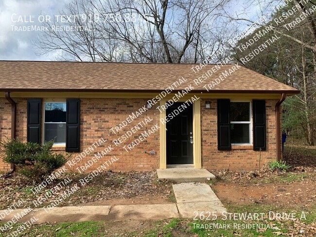 property at 2625 Stewart Dr