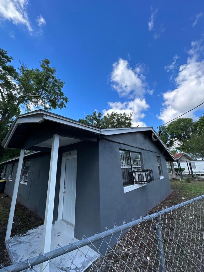 1614-1616 W 3rd St in Jacksonville, FL - Building Photo - Building Photo