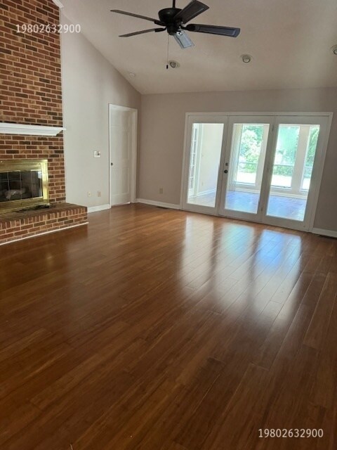 14910 Majestic Oak Dr in Charlotte, NC - Foto de edificio - Building Photo