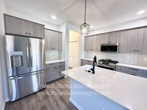 6832 W Corona St in Boise, ID - Building Photo - Building Photo
