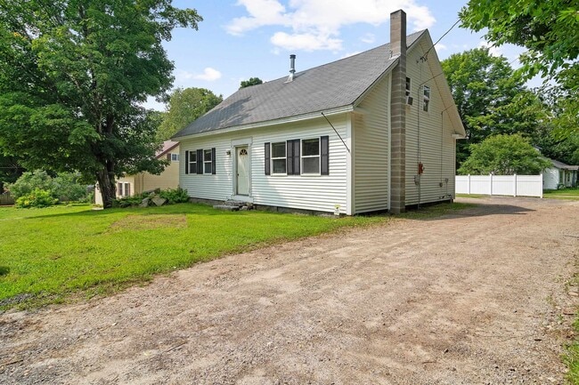 property at 144 Meredith Center Rd
