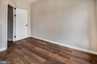 708 N Duncan St photo'