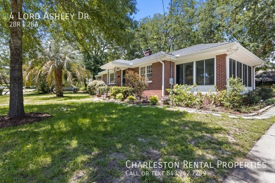 4 Lord Ashley Dr in Charleston, SC - Building Photo
