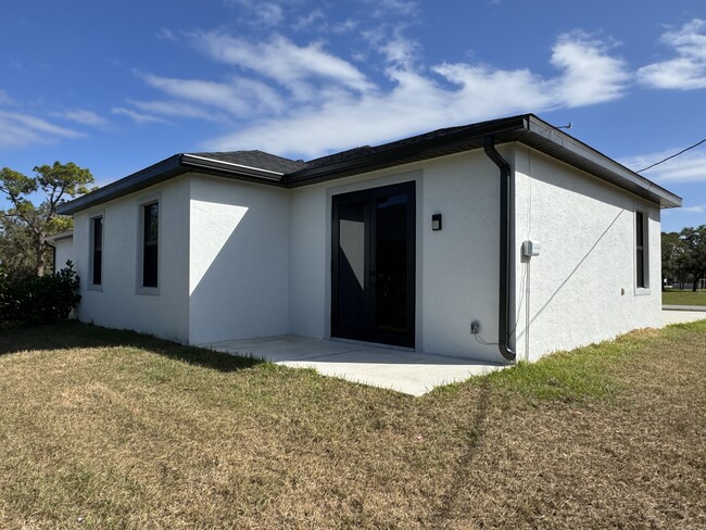 712 Dade St in Immokalee, FL - Building Photo - Building Photo