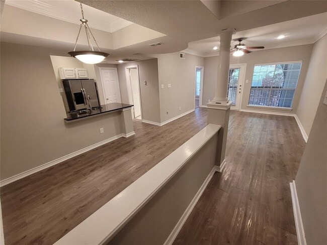 1901 Post Oak Park Dr in Houston, TX - Building Photo - Building Photo