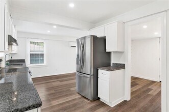 331 Azalea Cir W in Mobile, AL - Building Photo - Building Photo