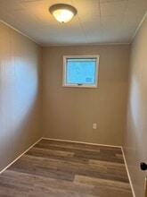 144 Campbell Ave in Yorkville, NY - Building Photo - Building Photo