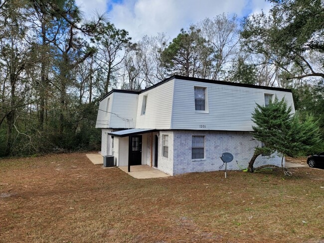 property at 1201 Lake Dr