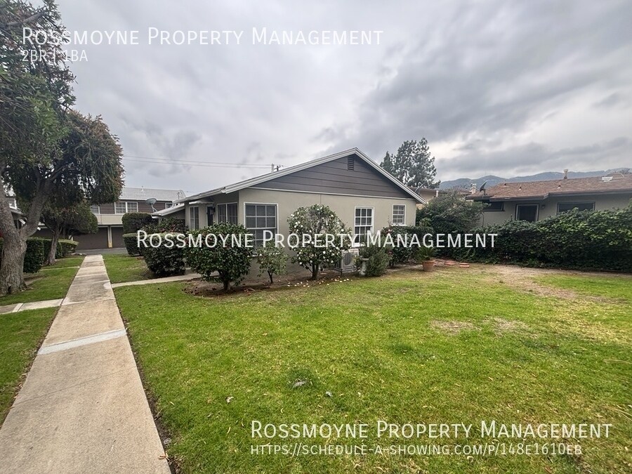 2222 Mira Vista Ave in Montrose, CA - Building Photo