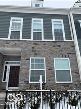 812 Kinzer Ave in Carmel, IN - Building Photo - Building Photo