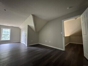 670 Boston Post Rd in Milford, CT - Building Photo - Building Photo