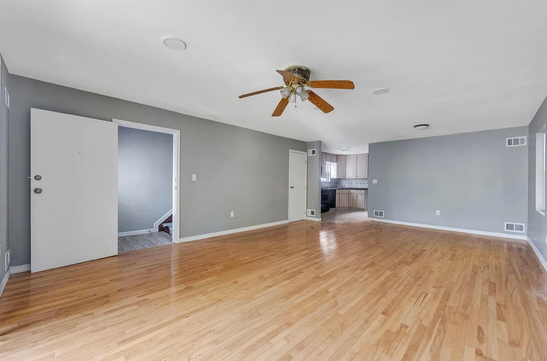 4815 Cottage Ave in North Bergen, NJ - Building Photo
