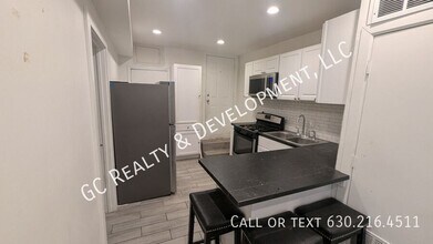 3918 W Grand Ave in Chicago, IL - Building Photo - Building Photo