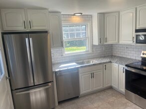 40 Main St in Wethersfield, CT - Building Photo - Building Photo