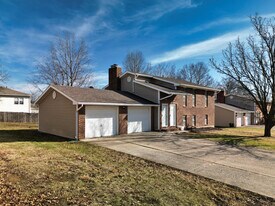 420 N Shiloh Ave in Columbia, MO - Building Photo
