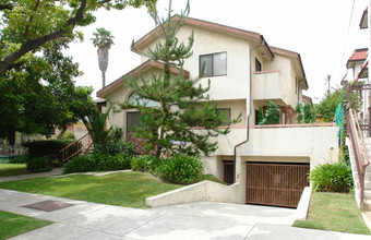 355 W Acacia Ave in Glendale, CA - Foto de edificio - Building Photo