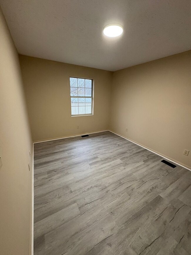 56 Waterson Lane in Barbourville, KY - Building Photo - Building Photo