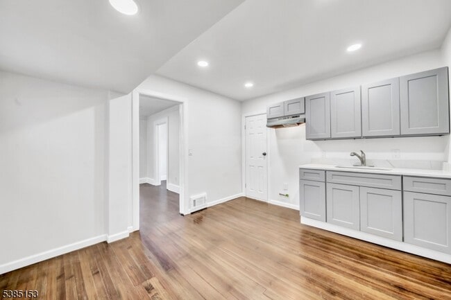 property at 1451 Franklin St