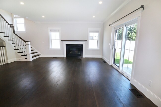 8 Malden St in Natick, MA - Building Photo - Building Photo