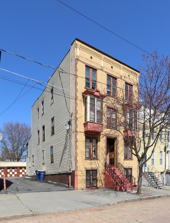 233 Park Ave in Albany, NY - Foto de edificio