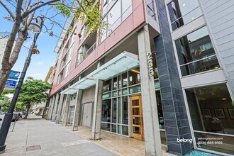 235 Berry St, Unit 316 in San Francisco, CA - Building Photo - Building Photo