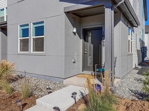 16199 E Elk Dr in Denver, CO - Building Photo - Building Photo