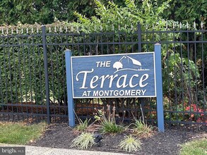 302 Joshua Ct in North Wales, PA - Building Photo - Building Photo