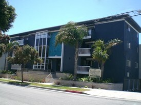 Castellana 3 in Torrance, CA - Building Photo