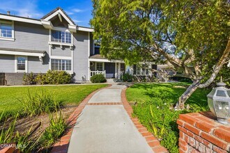 6945 Via Alba in Camarillo, CA - Building Photo - Building Photo