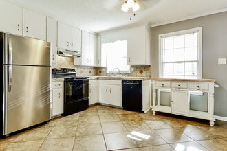 106 Brookhaven Dr in Prattville, AL - Building Photo - Building Photo