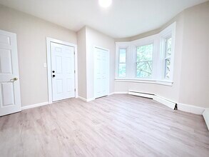 37 Southfield Ave in Stamford, CT - Building Photo - Building Photo