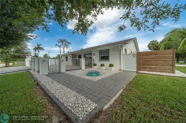 property at 15276 Harrison Rd