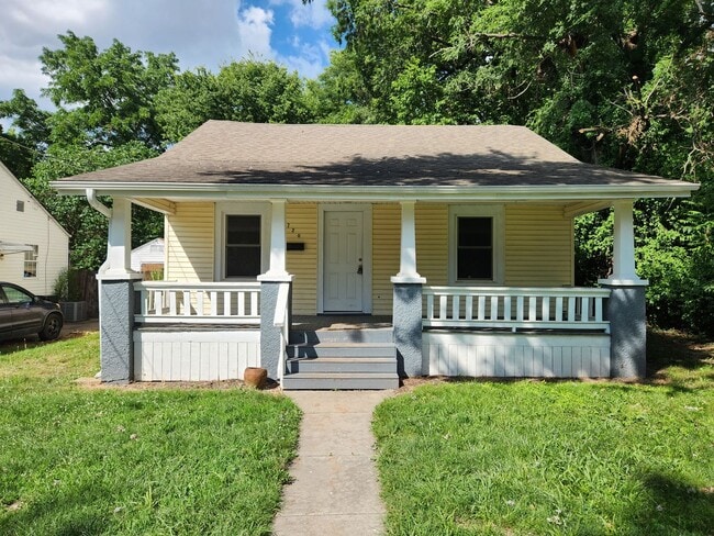 property at 720 S Fairway Ave