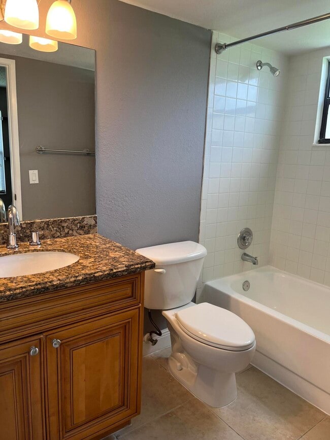 1445 Lake Crystal Dr in Royal Palm Beach, FL - Building Photo - Building Photo