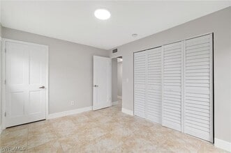 3 Kings Rd in Naples, FL - Building Photo - Building Photo