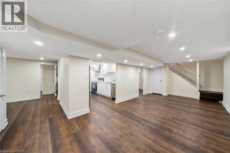 78 Leaside Dr in St Catharines, ON - Building Photo - Building Photo