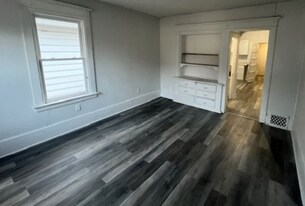 2605 N 16th St in Milwaukee, WI - Building Photo