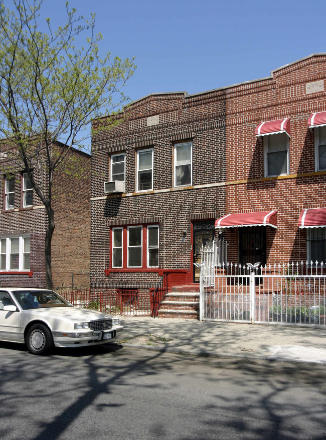 523 Sheffield Ave in Brooklyn, NY - Building Photo - Building Photo