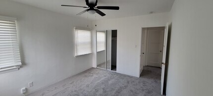 1310 N Brand Blvd, Unit C in Glendale, CA - Building Photo - Building Photo