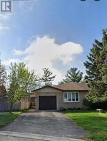 5 Marcon Ct in Kitchener, ON - Building Photo
