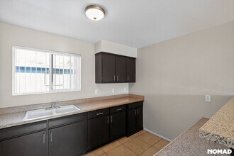 6502 N 17th Ave in Phoenix, AZ - Foto de edificio - Building Photo