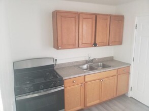 1533 N French St in Casa Grande, AZ - Building Photo - Building Photo