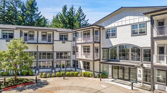 Eastwood Apartments in Troutdale, OR - Building Photo